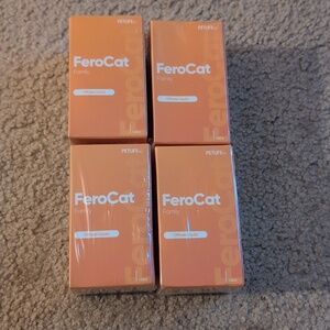 New In Box PETLIFEBio 4 pack FeroCat CalmCat Cat "Family" Diffuser Liquid